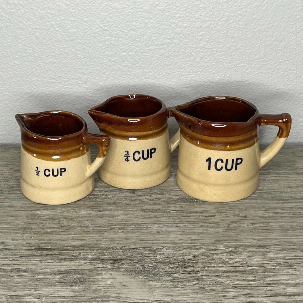 Vintage 1970’s Farmhouse Brown Glaze Stoneware Pottery Measuring Cups Set of 3